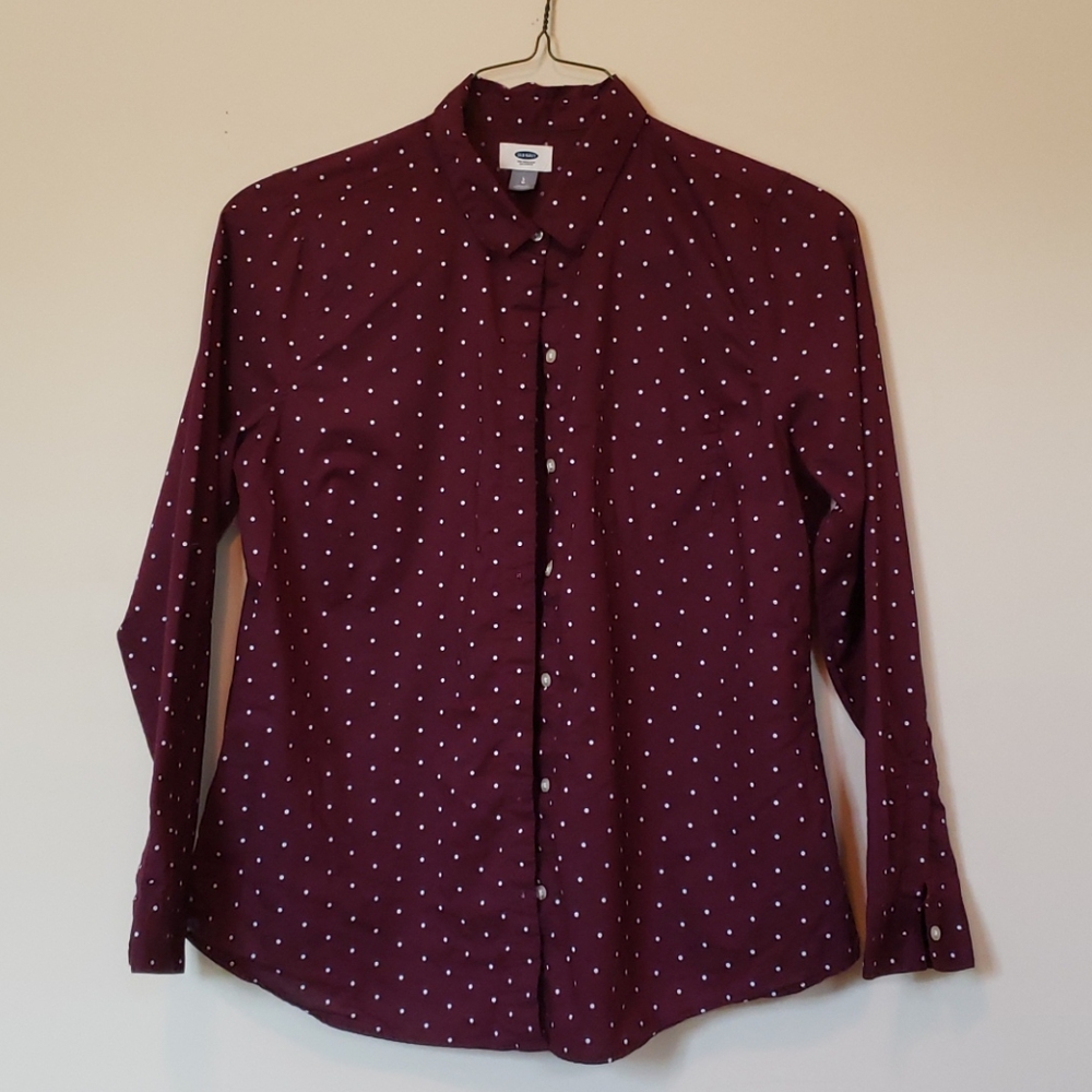 Old Navy burgundy and white polka dot button down